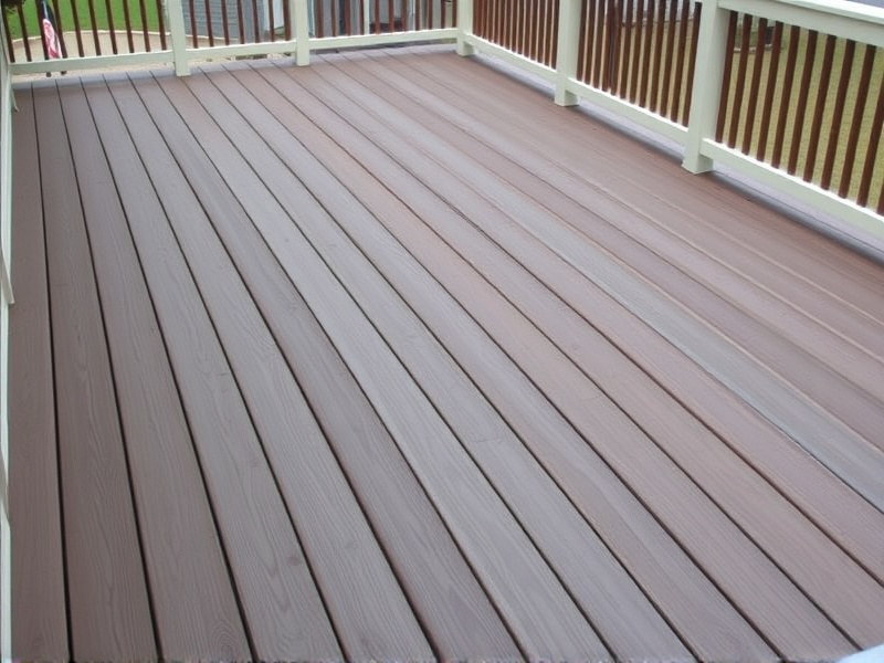 Choosing the Right End Coating for Composite Decking